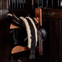 Sattelhalter für Reitstall – Kentucky Grooming Deluxe Sattelhalter für Reitstall – Kentucky Grooming Deluxe