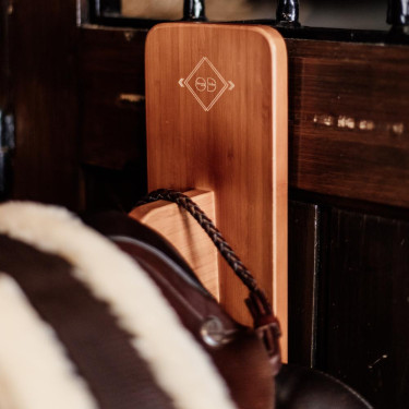 Sattelhalter für Reitstall – Kentucky Grooming Deluxe Sattelhalter für Reitstall – Kentucky Grooming Deluxe