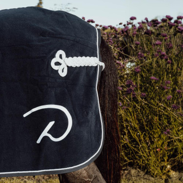 Abschwitzdecke Fleece für Pferde von Dy'on Abschwitzdecke Fleece für Pferde von Dy'on