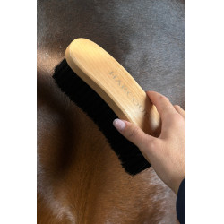 Harcour Pferdebürste Bloom – ergonomische Putzbürste fürs Reiten