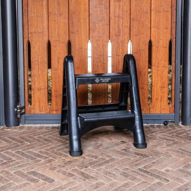 Klapptritt 60 cm für Stall & Reiten – Equi-Clic