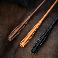 Reitgerte Springen 65 cm Vollleder hellbraun – Equi-Clic Reitgerte Springen 65 cm Vollleder hellbraun – Equi-Clic