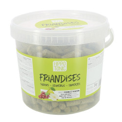 Pferdeleckerlis mit Birne- und Traubengeschmack Hippotonic