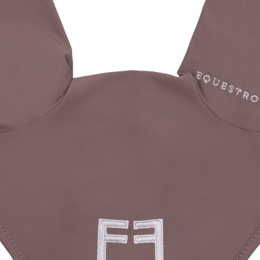 Fliegenhaube aus technischem Stoff mit kontrastierendem Equestro-Logo Fliegenhaube aus technischem Stoff mit kontrastierendem Equestro-Logo