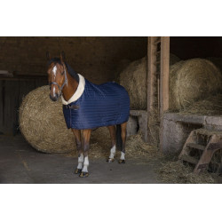 Stalldecke Equithème Teddy mit synthetischem Lammfellfutter Marineblau
