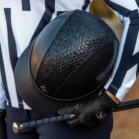 Charles Owen SP8 Plus Lederoptik Reithelm Glänzend Schwarz Charles Owen SP8 Plus Lederoptik Reithelm Glänzend Schwarz