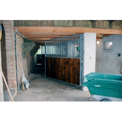 Drehbare Boxentrennung mit Gitter / Holz 2,5 m La Gée Drehbare Boxentrennung mit Gitter / Holz 2,5 m La Gée