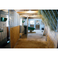 Séparation de box pivotante barreaudée/bois 3,5 m La Gée