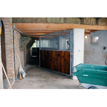 Schwenkbare Boxentrennung mit Gitter / Holz 3 m La Gée Schwenkbare Boxentrennung mit Gitter / Holz 3 m La Gée