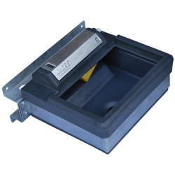 Polybac 25 M Tränke einfach mit Innenrand und Befestigungshalterung La Gée