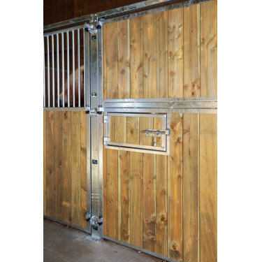 Schwenkfutterklappe gerade ziehend La Gée