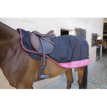 Abschwitzdecke Equithème Tyrex 1200D mit Fleece-Futter Abschwitzdecke Equithème Tyrex 1200D mit Fleece-Futter