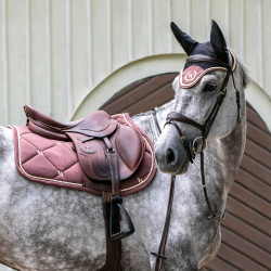 Mütze Pferd Night Collection Back On Track Kaffee Braun