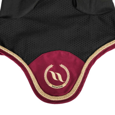 Mütze Pferd Night Collection Back On Track Rubin Rot