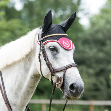 Mütze Pferd Night Collection Back On Track Rubin Rot