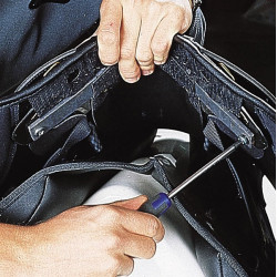 Easy-Change® Kopfeisen für Wintec-, Arena-, Bates-Sättel Easy-Change® Kopfeisen für Wintec-, Arena-, Bates-Sättel